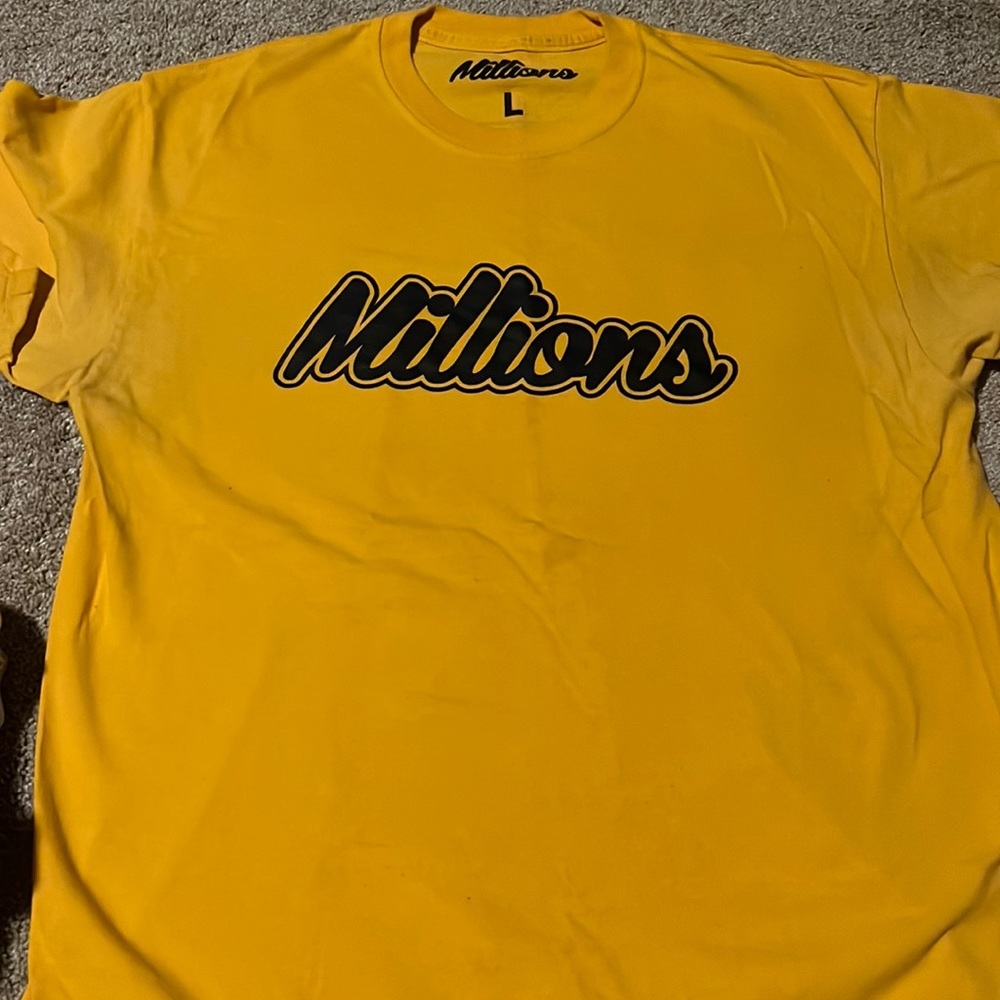 Custom T shirt